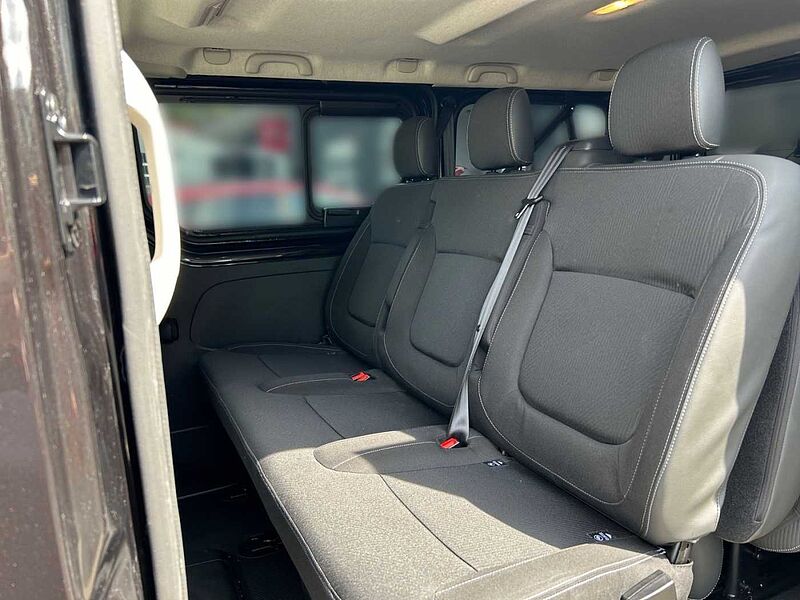 Nissan NV300 Kombi L1H1 2,7t PREMIUM  Heckklappe verglast, 8 Sitzepl.